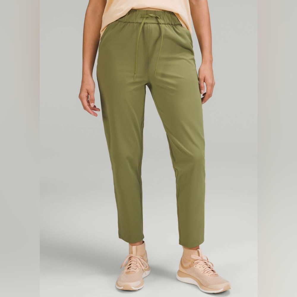 Lululemon - Stretch High-Rise Pant 7/8 Length
